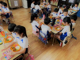 給食・自由遊び